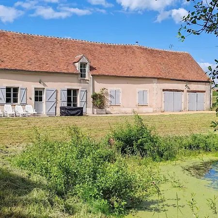 Longere Au Calme A 5 Min De Mortagne-au-perche Сasa de vacaciones *