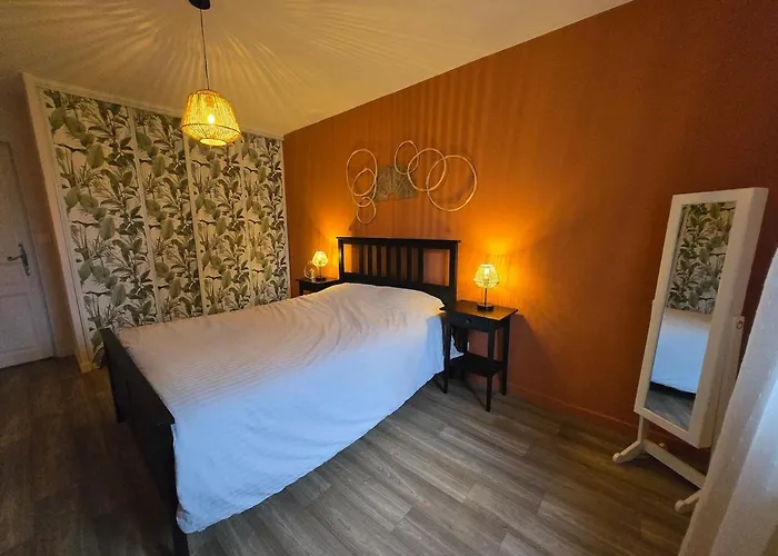 Longère Au Calme à 5 Min De Mortagne-au-perche Hébergement de vacances Courgeon