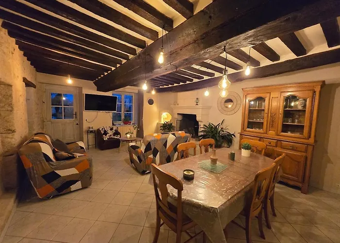 Longère Au Calme à 5 Min De Mortagne-au-perche Hébergement de vacances Courgeon